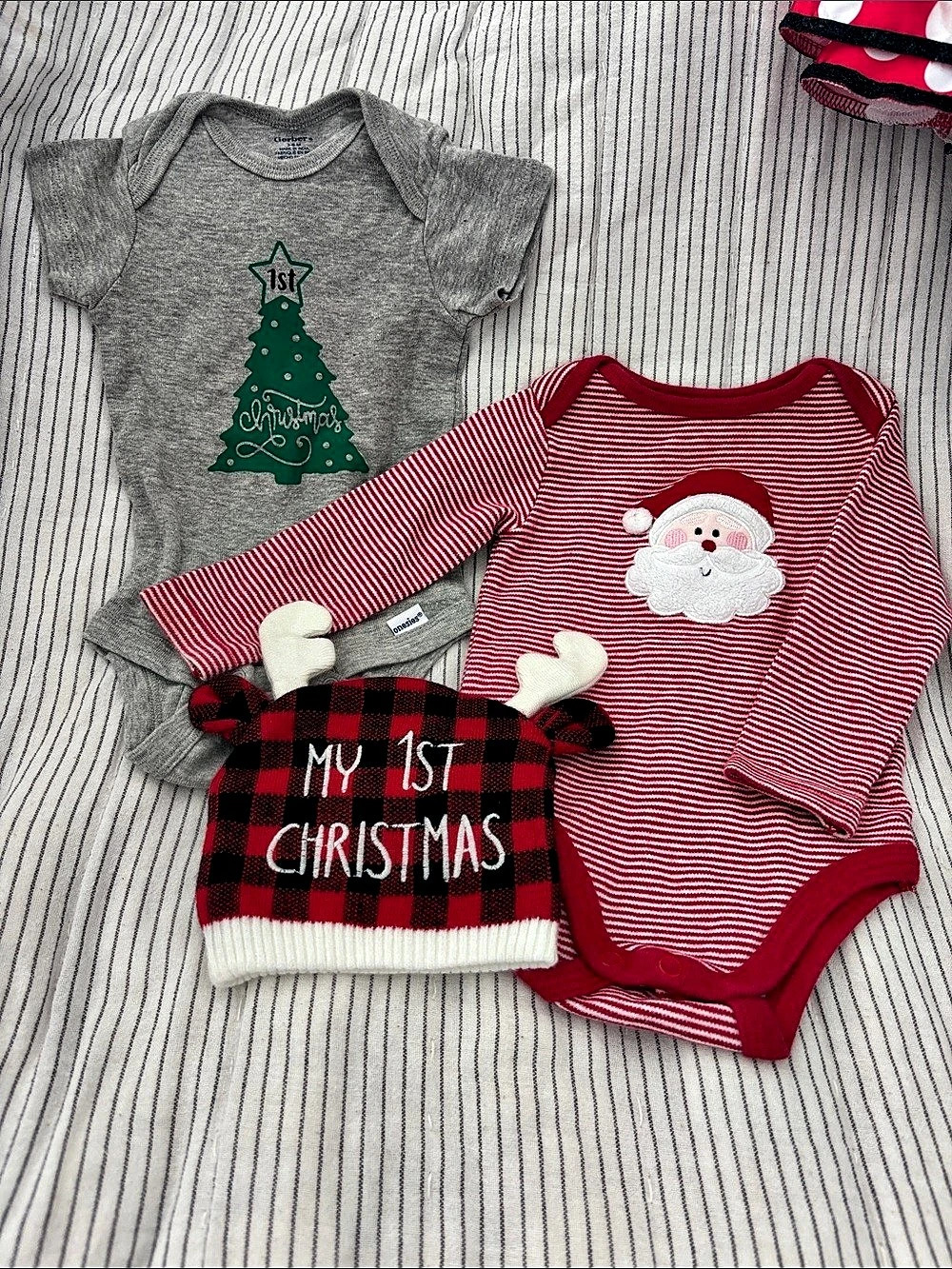 Gerber Baby Christmas Bodysuit Set10
